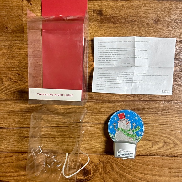 North Pole Trading Co.~ Plug In~Twinkling Night • Snowman • New W/Video - Picture 7 of 12